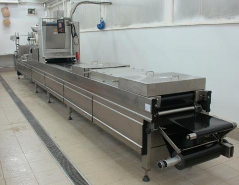 Термоформовочная вакуум-упаковочная линия MULTIVAC R 570 CD (Darfresh)