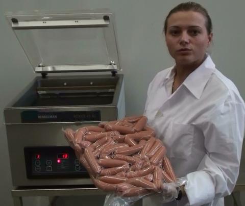 Вакуумная упаковка сосисок 5 кг