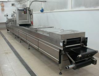 Вакуум-термоформовочная упаковочная линия Multivac R 570 с Darfresh